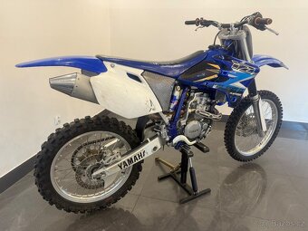 Yamaha yzf 250 - 10