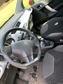 Prodám Citroën C3, 1.4i, r. v. 2010 - 10