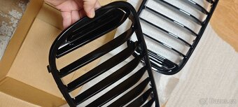 PŘEDNÍ MASKA, LEDVINKY BMW G11, G12, 2015- 2019 ČERNÝ LESK - 10