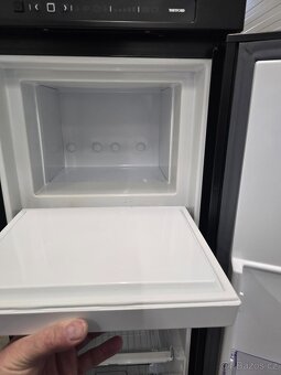 Lednice do karavanu THETFORD REFR N4142E+ - 10