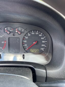 VW Golf IV 1.4 55 kW - 10