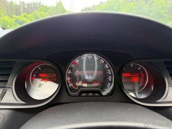 Citroën C5 2.2HDI 150kW - 10