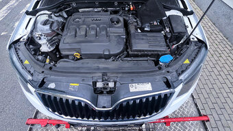 Vůz na náhradní díly Škoda Octavia 3 sedan 2015 CLHA QHU LS9 - 10