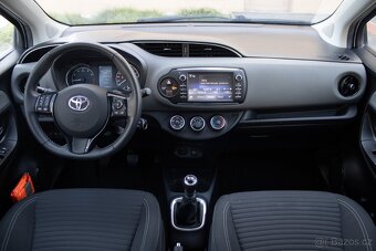 Toyota Yaris 1.5 VVT-iE First Edition Gold - 10