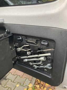 Mitsubishi Pajero wagon - 10