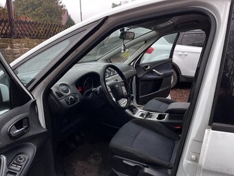 Ford S-MAX, Ford S - MAX 2.0 TDCI TAŽNÉ - 10