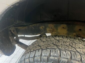 Isuzu D-Max 3.0 TD - 10