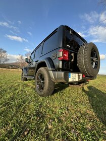 Jeep Wrangler Unlimited Sahara 3.6 Pentastar V6 - 10