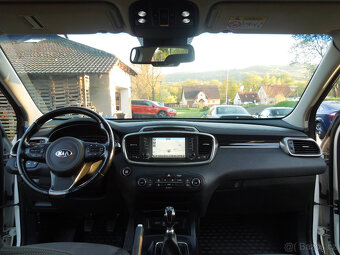 KIA SORENTO 2016 MOTOR 100TKM PANORAMA , TAŽNÉ - 10