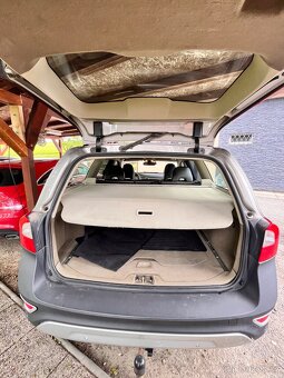 Volvo XC70 D5 AWD manuál - 10