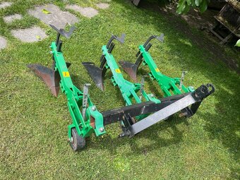 Malotraktor KUBOTA tříválec, nové pneu, příslušenství - 10