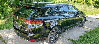 Renault Megane lV E-Tech Plug in Hybrid - 10