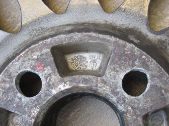 Alu kola Ronal 6JxR14 - 10