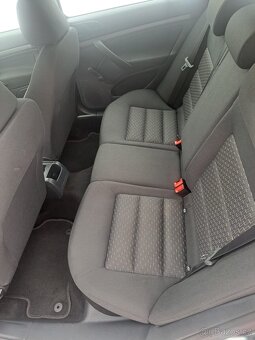 Škoda Octavia 2 facelift, 1.6, 75kw, r. 2013 - 10