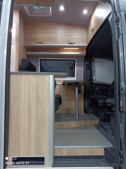 Obytná dodávka MB Sprinter - 10