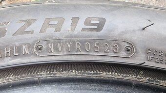 Letní pneu 245/45/19 Falken - 10