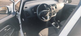 Kia Rio - 10