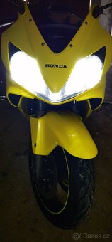 Honda CBR 600 F - 10