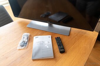 Smart TV Samsung 40" UE40H6700 3D - 10