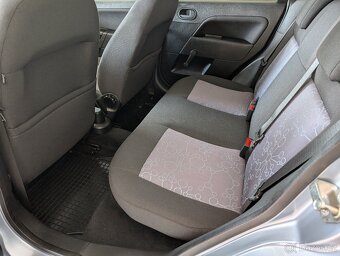 FORD FIESTA 1.4i 59kW 2007 POUZE 74 378KM - 10