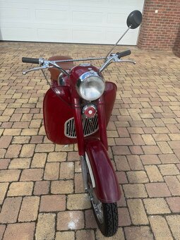 Jawa 250 - kývačka - 10