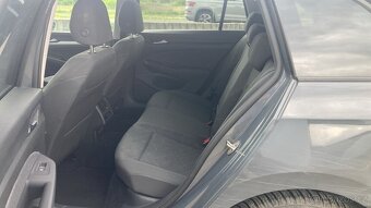 Volkswagen Golf VIII Variant Life eTSI - 10