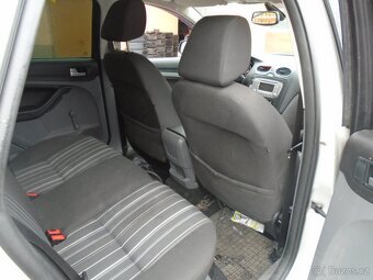 ford focus 1,6tdci 08 díly ST nárazník přední - 10