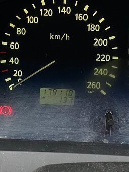 Nissan maxima qx 3.0 v6 24v 147kw - 10