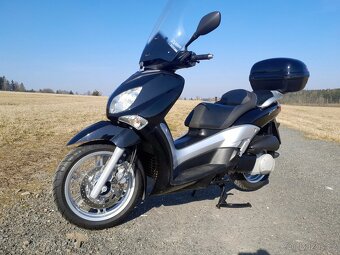 Yamaha x City 250i - 10