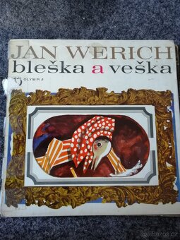 knížky - různé - 10