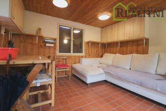 Prodej pěkné chaty v žádané zahrádkářské osadě v Praze 5- Zb - 10