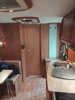 PRODÁM DVOUOSÝ KARAVAN CAMEO BESSACAR 550 GL - 10