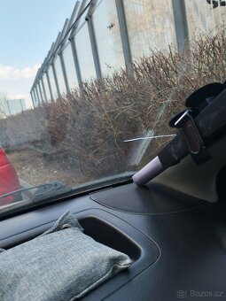 Yarys první generace - 10