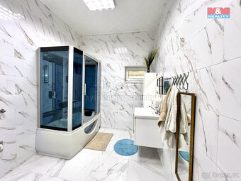 Prodej rodinného domu, 276 m², Žulová, ul. Školní - 10