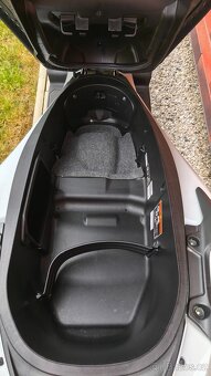 Honda Forza TOP STAV NOVÉ - 10