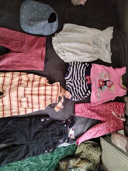 Autosedačka vajíčko + oblečení pro holčičku - 10