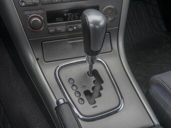 Subaru Legacy 2.0i 121KW – NOVÉ V ČR - 10