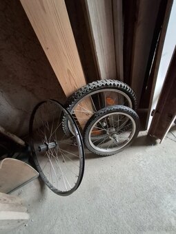 Díly, skútry, kola atd... - 10