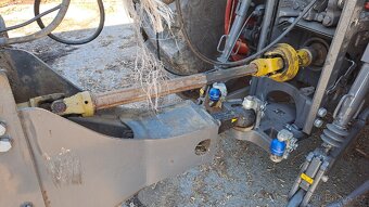 Claas Quadrant 3400 RC - 10
