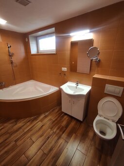 Prodej RD 120m2 Karlovy Vary - Stará Role - 10