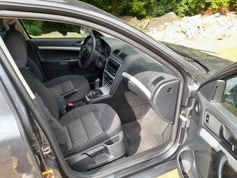 ŠKODA OCTAVIA 1.4 TSI 90KW,ROK 2011,PLNÝ SERVIS,NOVÁ STK - 10