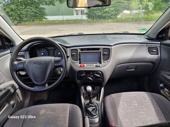 Kia Rio 1.4 DOHC 71kw rok 2009 - 10