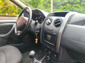 DACIA DUSTER 1.6i 16V 4x4 EXCLUSIV - 10