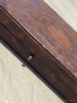 Rarita - německá lišta v etuji s EK2 na bílé stuze - 10