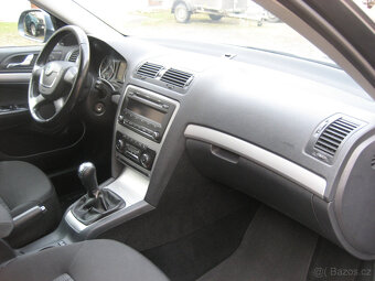ŠKODA OCTAVIA COMBI 1.4 TSI - 10