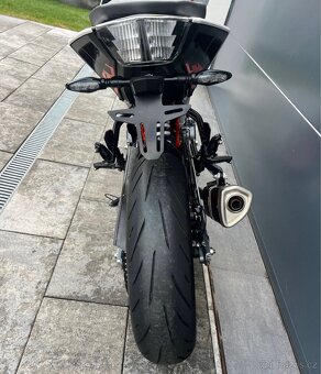 KTM Duke 390 r.v. 21 - 10