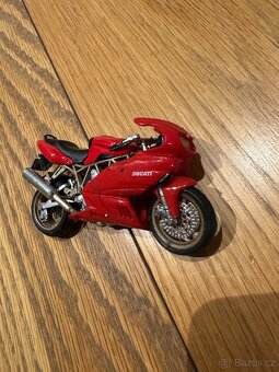 Sada modelů motorek - 10