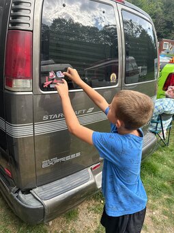 Chevrolet express - 10