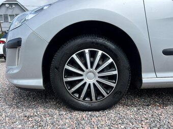 Peugeot 308 1.4i 70 kW Klima,Servis,Stav - 10