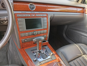 Volkswagen Phaeton 3.0 TDI V6, první registrace 12/2004 - 10
